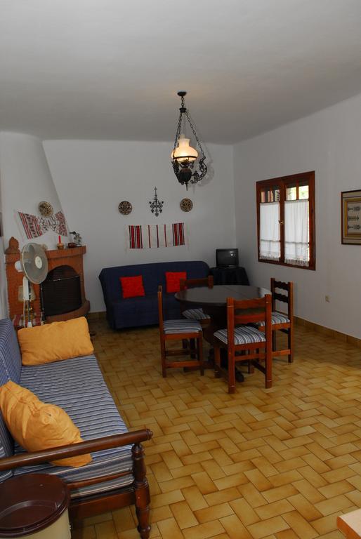 Elia Apartments Sithonia Екстериор снимка
